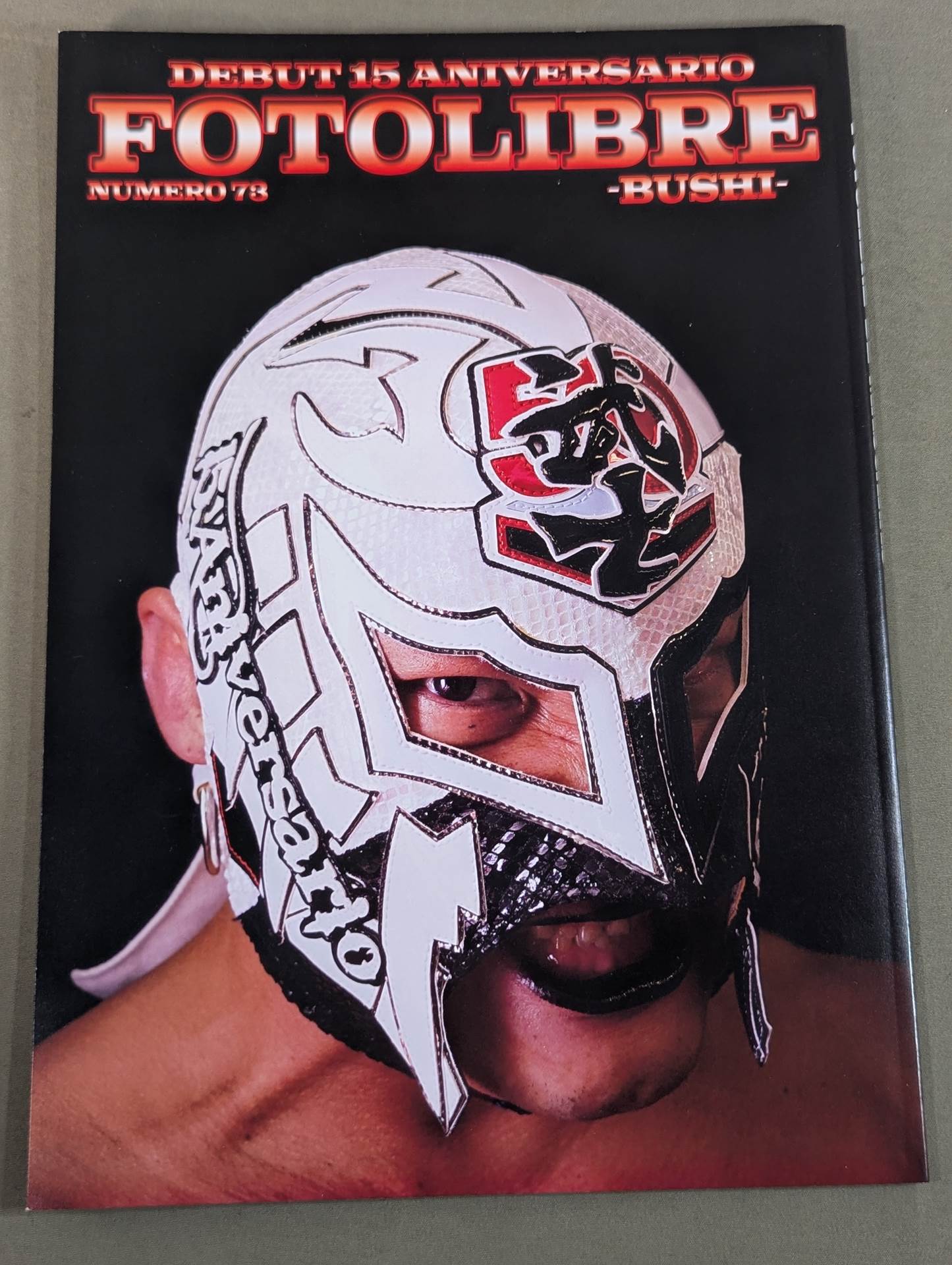 FOTOLIBRE de Mascara Numero.73