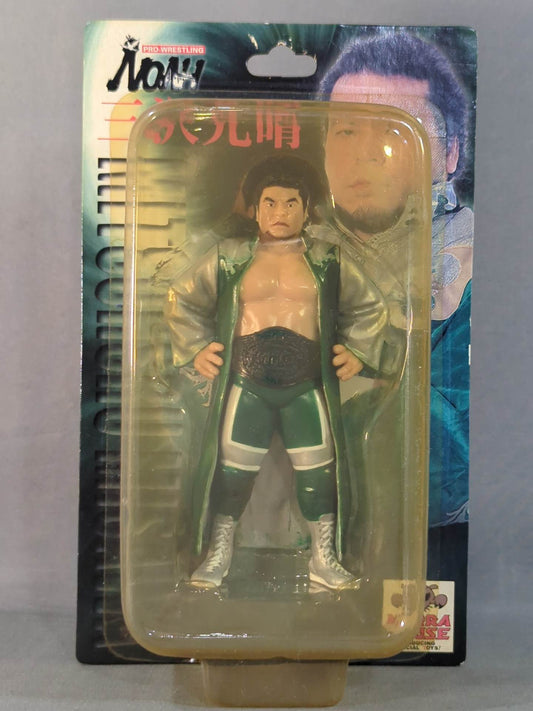 三沢光晴(緑ガウン・GHCベルト)