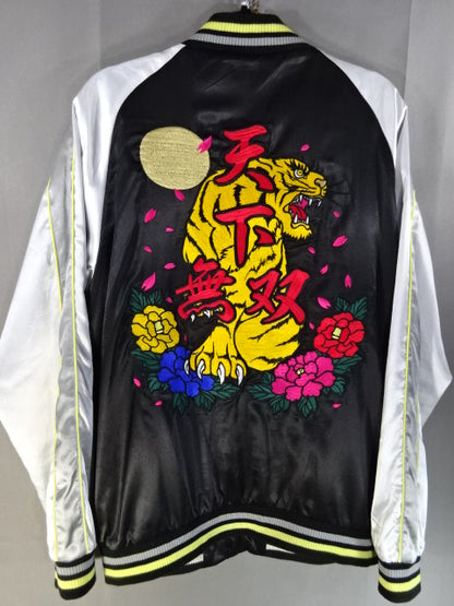 ウナギ・サヤカ「ひつま武士専用 これより君も修羅に入る」スカジャン