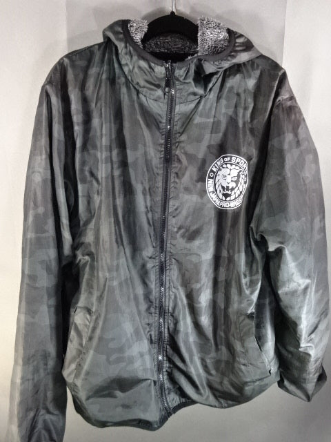 新日本プロレス×しまむら ライオンマーク  ライトダウンジャケット(カモフラ)