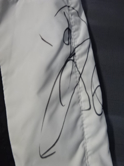 [2 fighters hand signed autograph 】New Japan Pro Wrestling ×SOUL SPORTS Lion Mark  Breaker Pants (1) (Black)