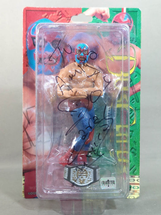 【hand signed autograph】 Dos Caras  (with light blue mask and UWA belt) )