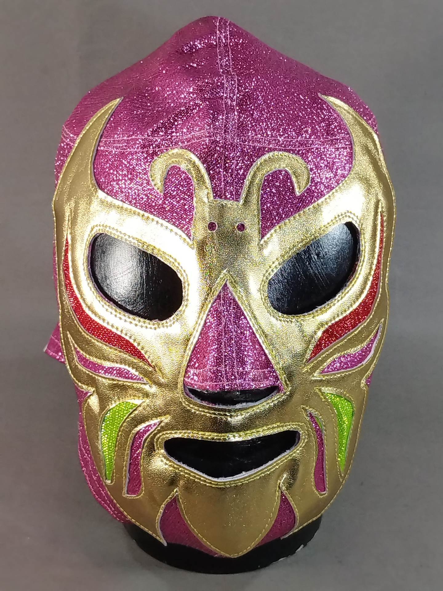 Mil Mascaras 