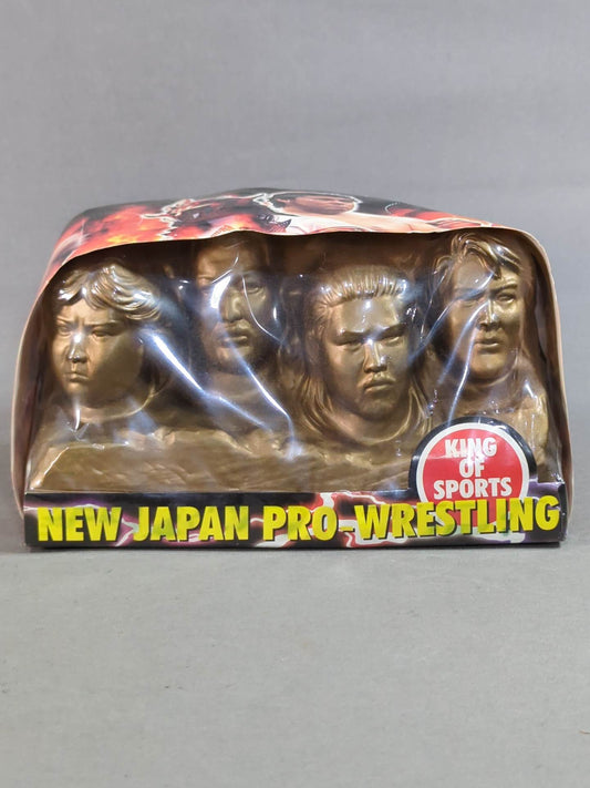 NJPW HEVEY CLASS BANK(Gold)