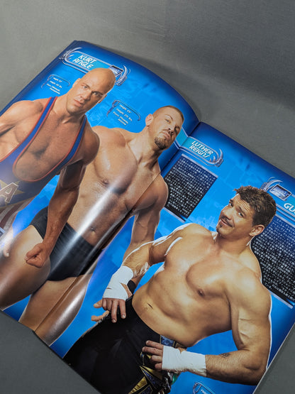 RAW＆SMACKDOWN OFFICIAL SOUVENIR PROGRAM 2005 (A)