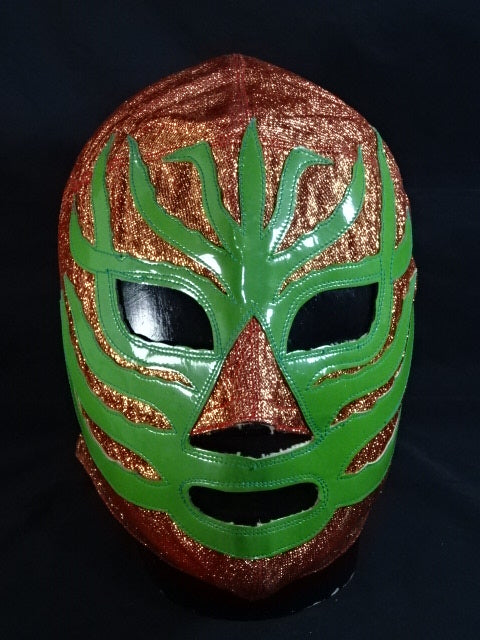 Mil Mascaras 
