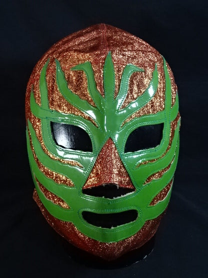 Mil Mascaras 