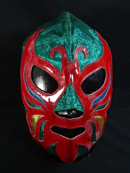 Mil Mascaras 