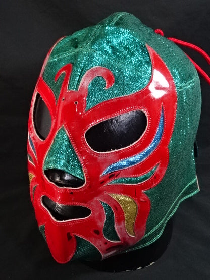 Mil Mascaras 