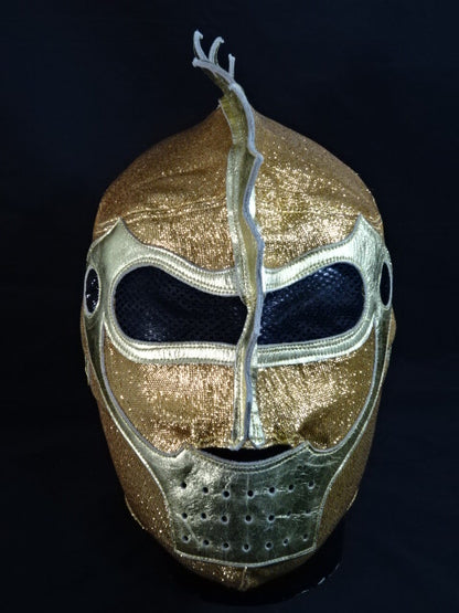 Mil Mascaras 