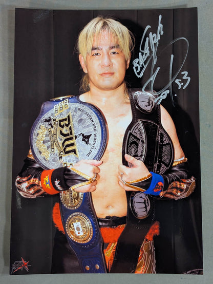 Isami Kodaka  hand signed autograph Pro-Photo (A-7)