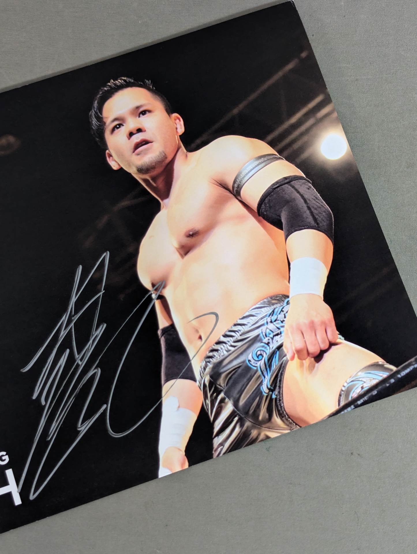 Yoshioka Seki hand signed autograph  Pro-Photo (A-1)