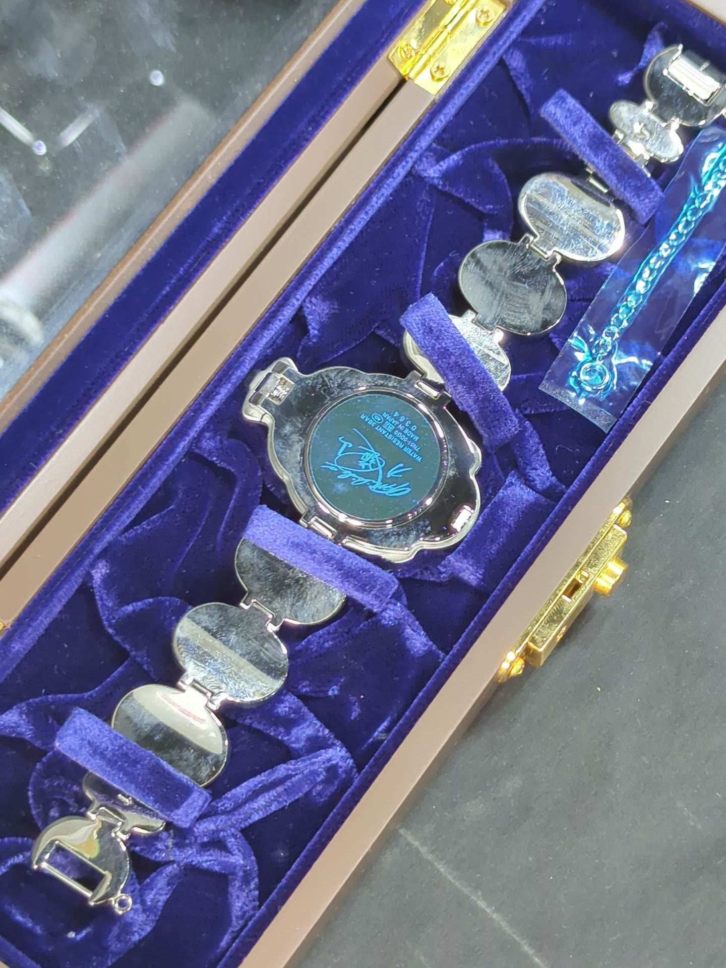 力道山 インターナショナルベルト型の腕時計