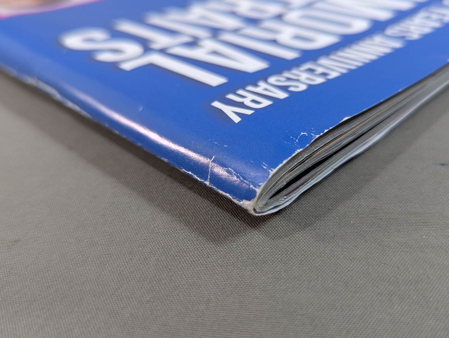 [Tatsumi Fujinami  hand signed autograph ] Full Swing Magazine No. 9 Tatsumi Fujinami 's debut 50th anniversary "Memorial" Pro-Photo Collection"