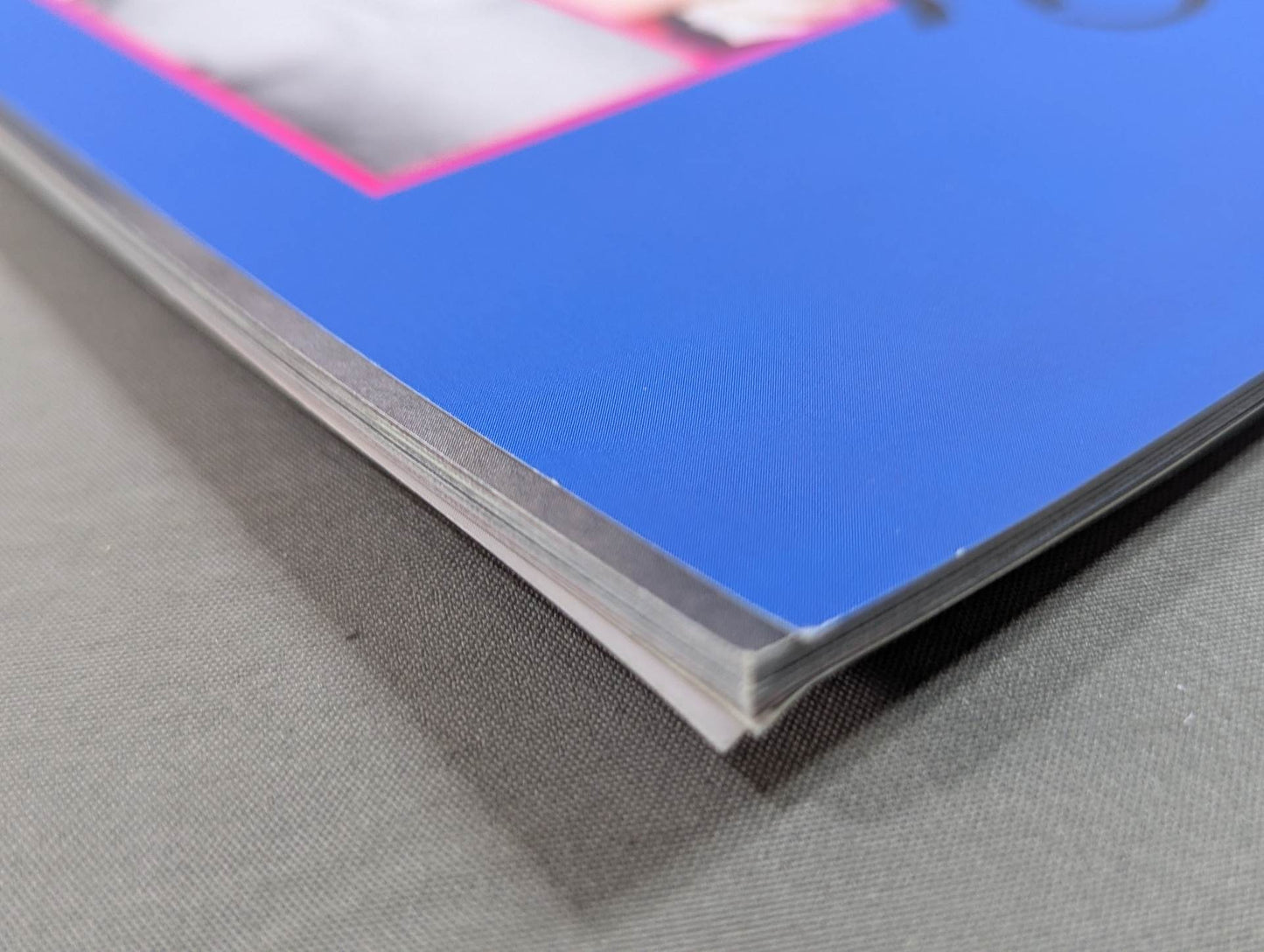 [Tatsumi Fujinami  hand signed autograph ] Full Swing Magazine No. 9 Tatsumi Fujinami 's debut 50th anniversary "Memorial" Pro-Photo Collection"