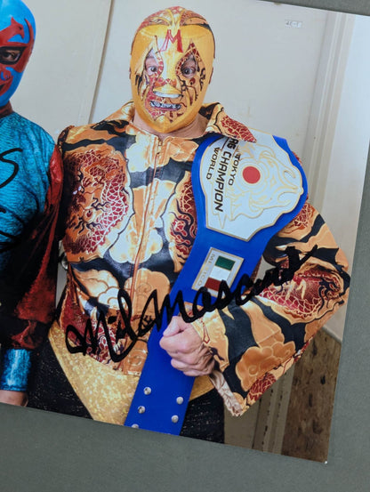 Mil Mascaras &Dos Caras 2 hand signed autographs  Pro-Photo  (A-1 )