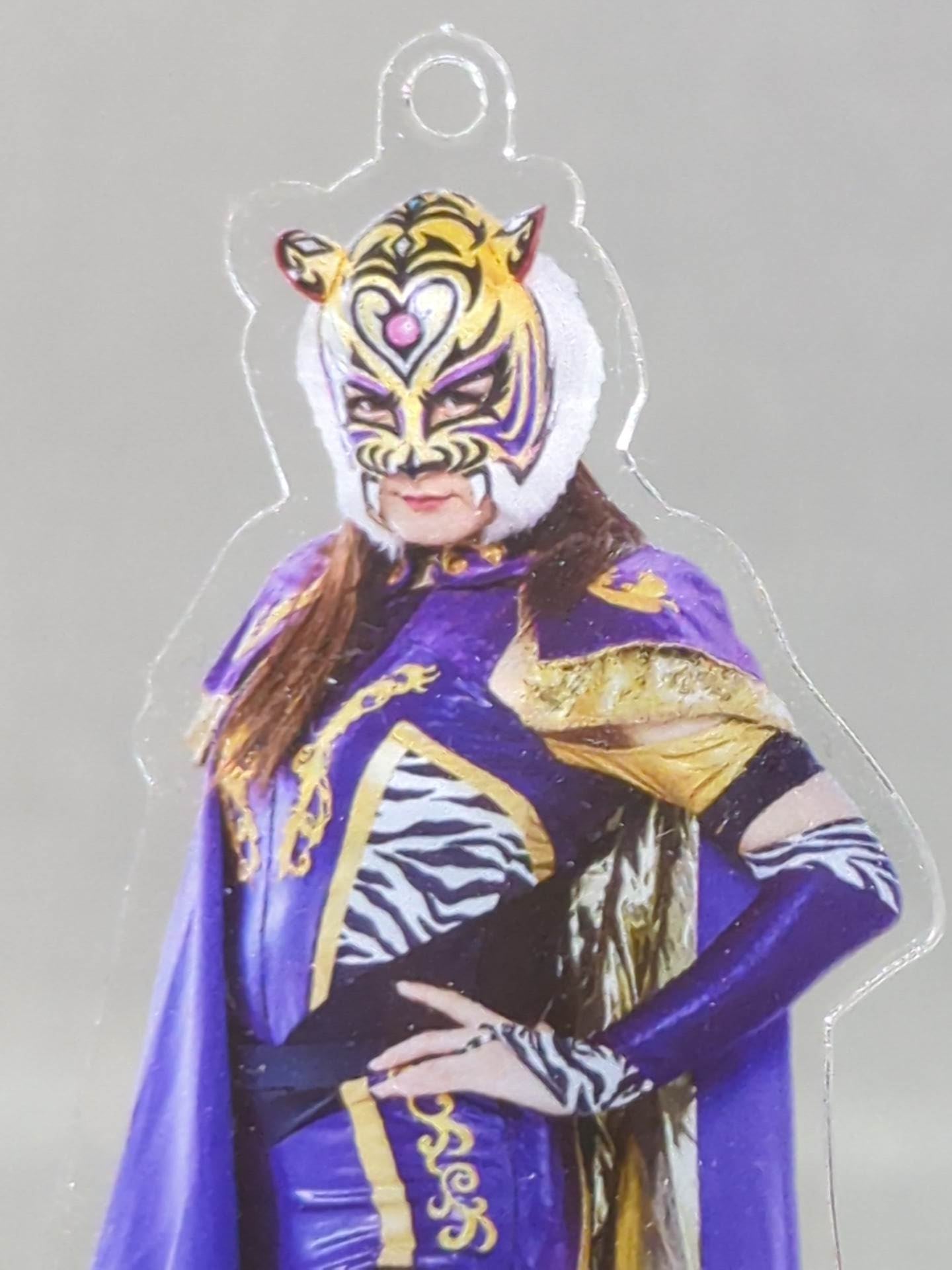 タイガー・クイーン アクリルスタンド②
