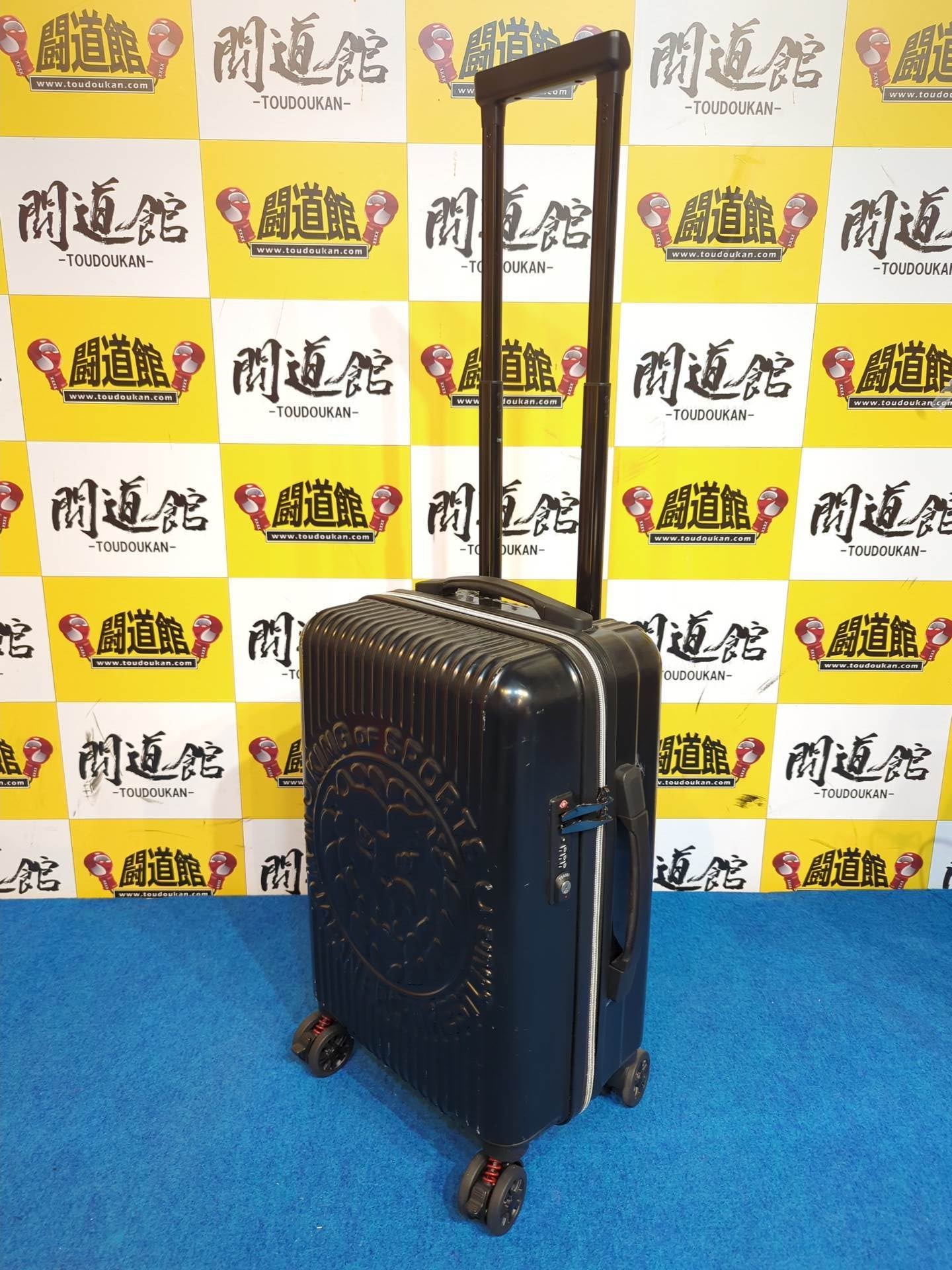 ★ Royal Seat Benefit ★ New Japan Pro Wrestling Original Carry Case