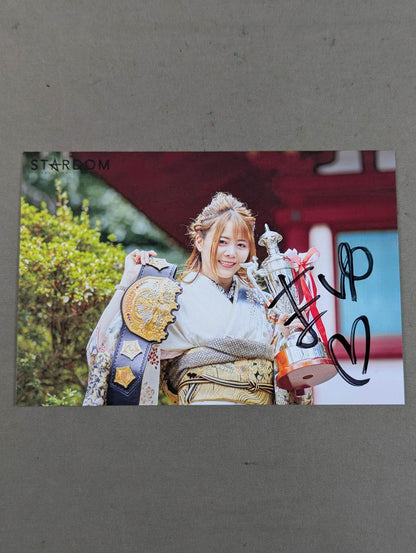 【hand signed autograph】 Mayu Iwatani  Postcards(2)