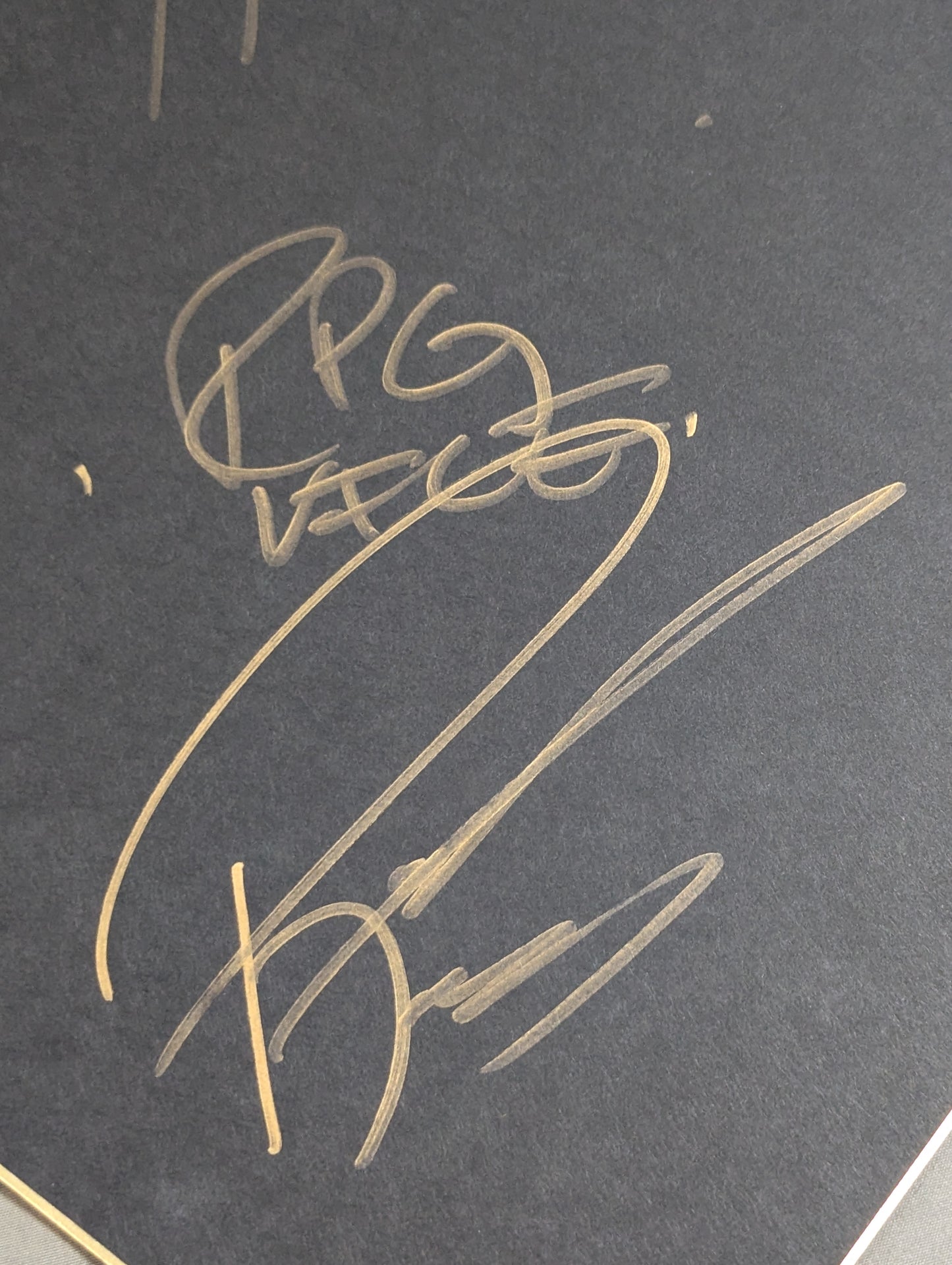 ★ Roppongi Weiss ★ Rocky Romero & Valletta