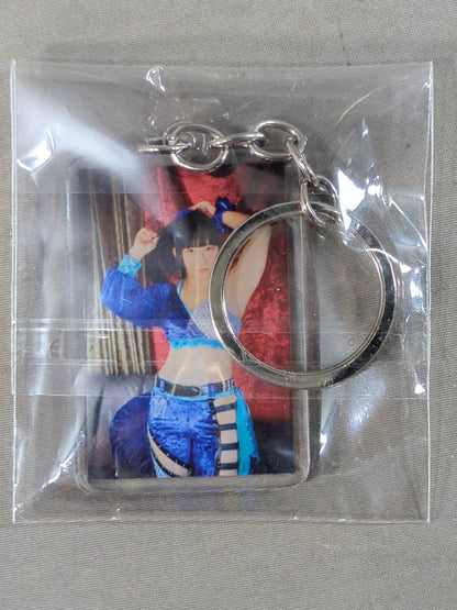 あきば栞 フォトアクリルキーホルダー