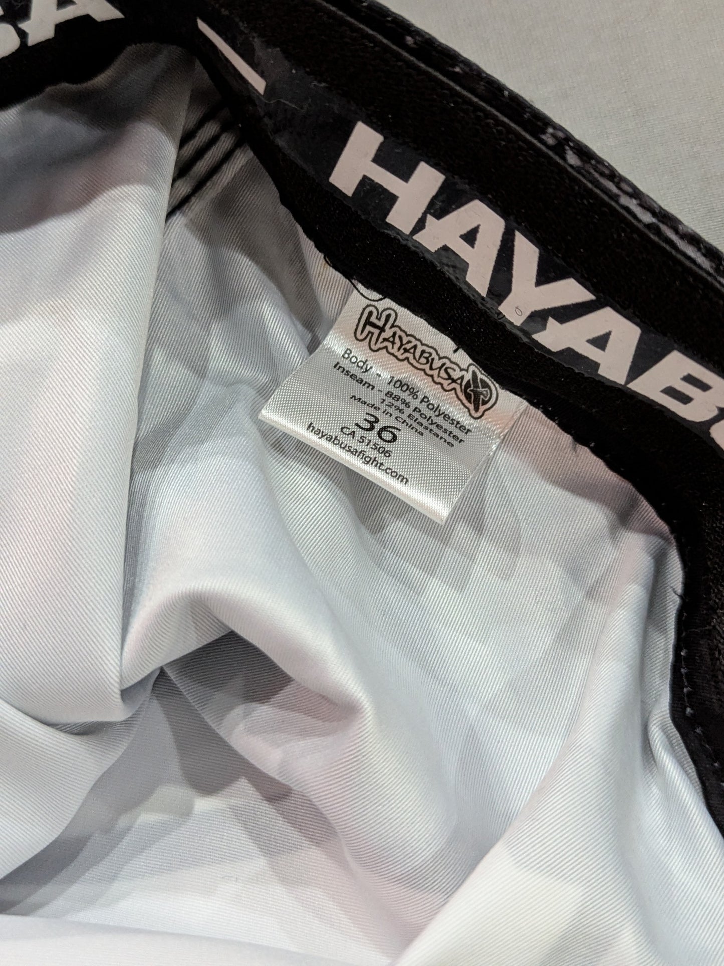HAYABUSA Fight Shorts (1) (Black× White)
