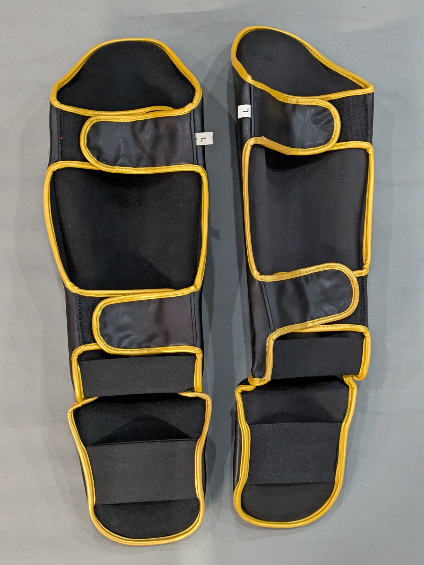 GLOBAL SPORTS Pro Leg Guard