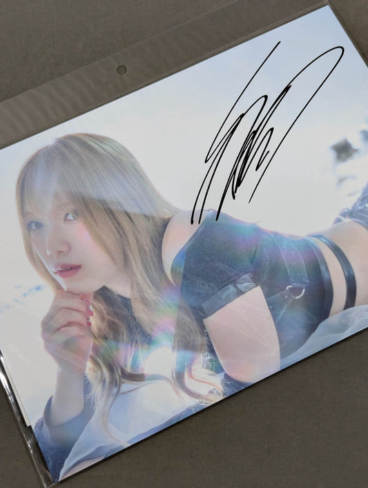 鹿島沙希 SPG 寝そべりポートレート