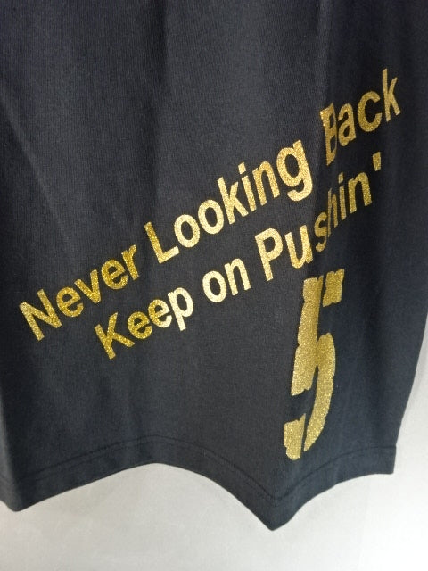 潮崎豪「WILD STAR GO」Tシャツ