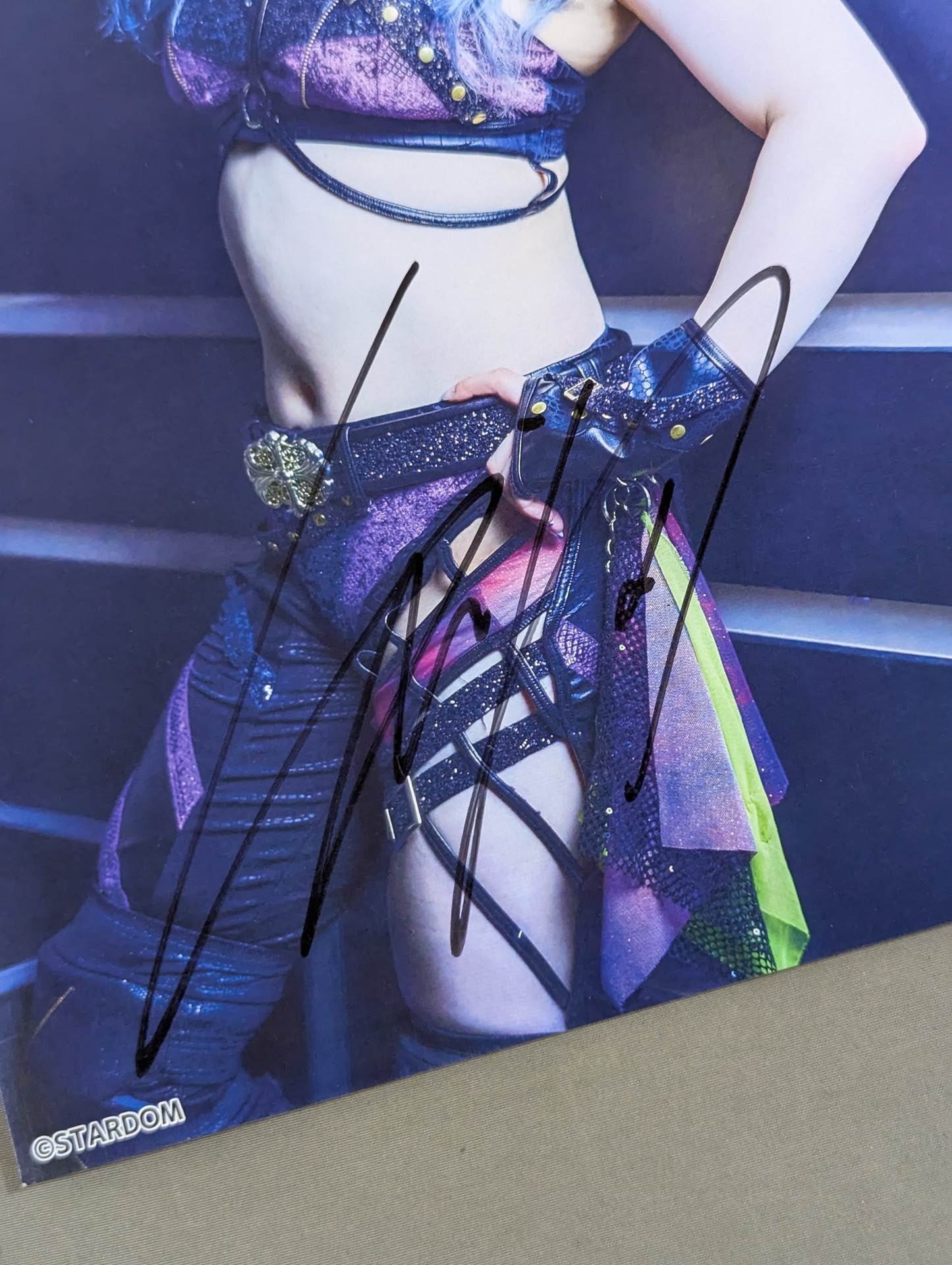 スターライト・キッド 直筆サイン入り スターダムポートレート(D-8