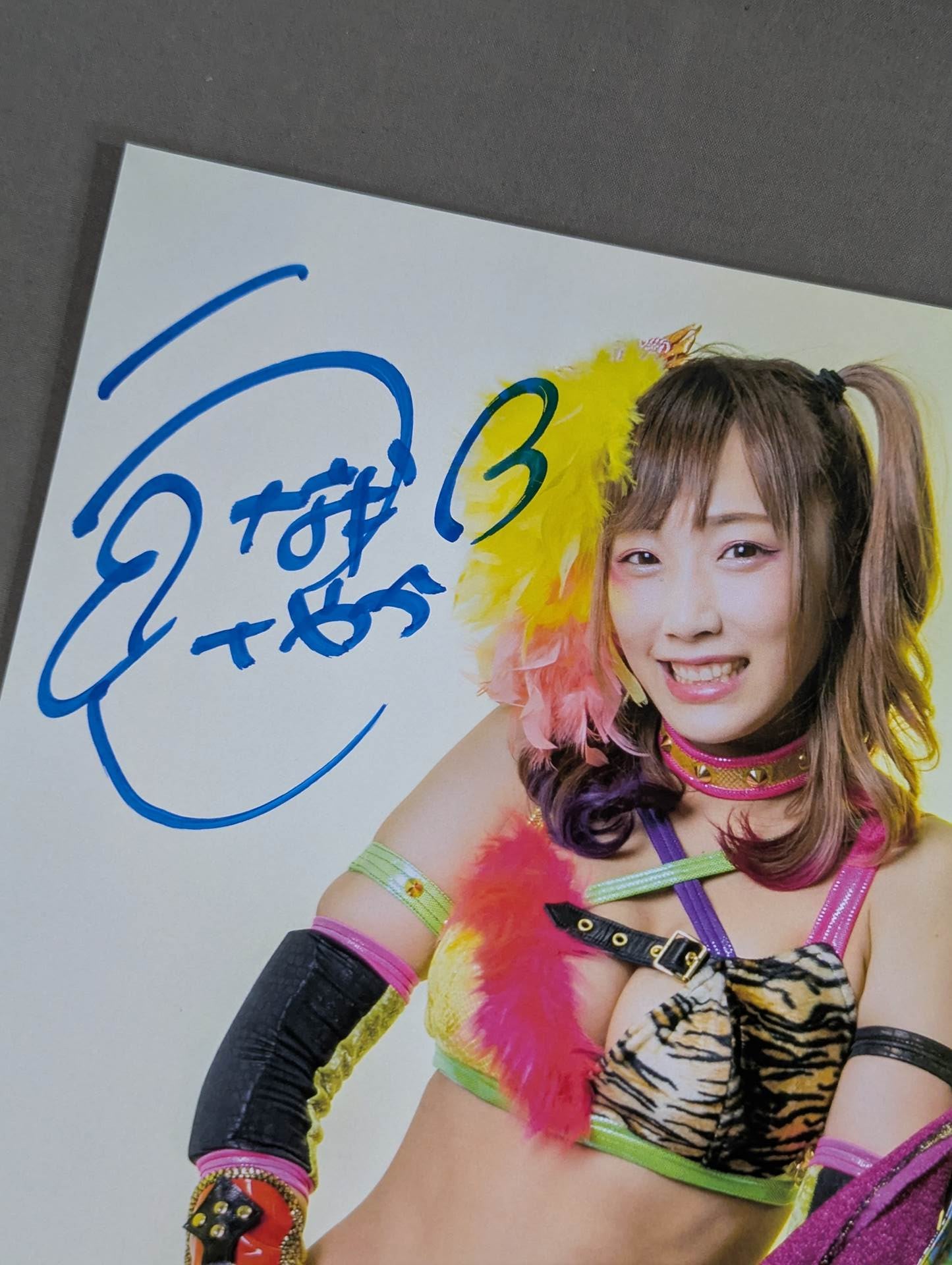 UNAGI SAYAKA  hand signed autograph  Starda Pro-Photo  (O-7)
