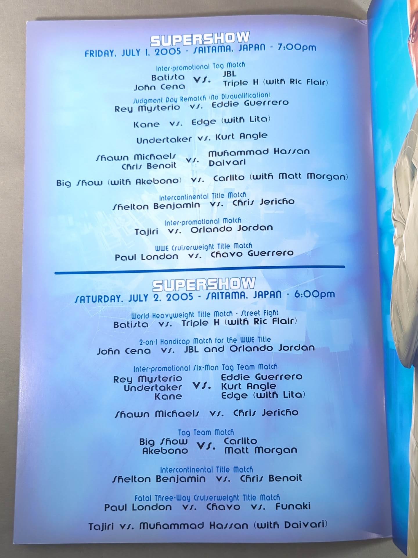 WWE SUPERSHOW OFFICIAL SOUVENIR PROGRAM 2005