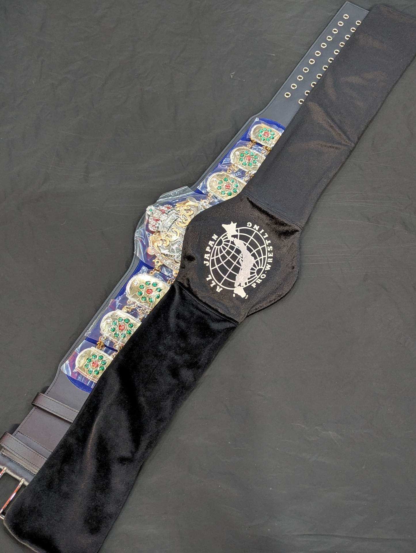 International Heavyweight Title Belt