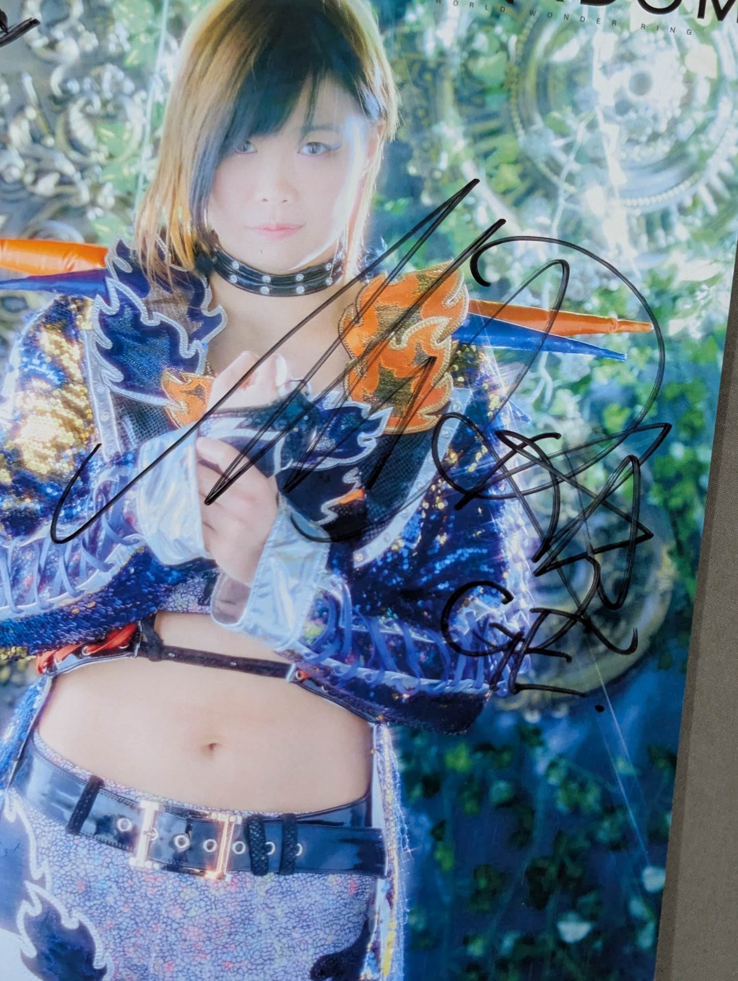 MIRAI 直筆サイン入り スターダムポートレート(C-4)