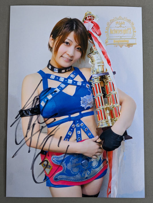 Saori Anou  hand signed autograph Pro-Photo (H-2)