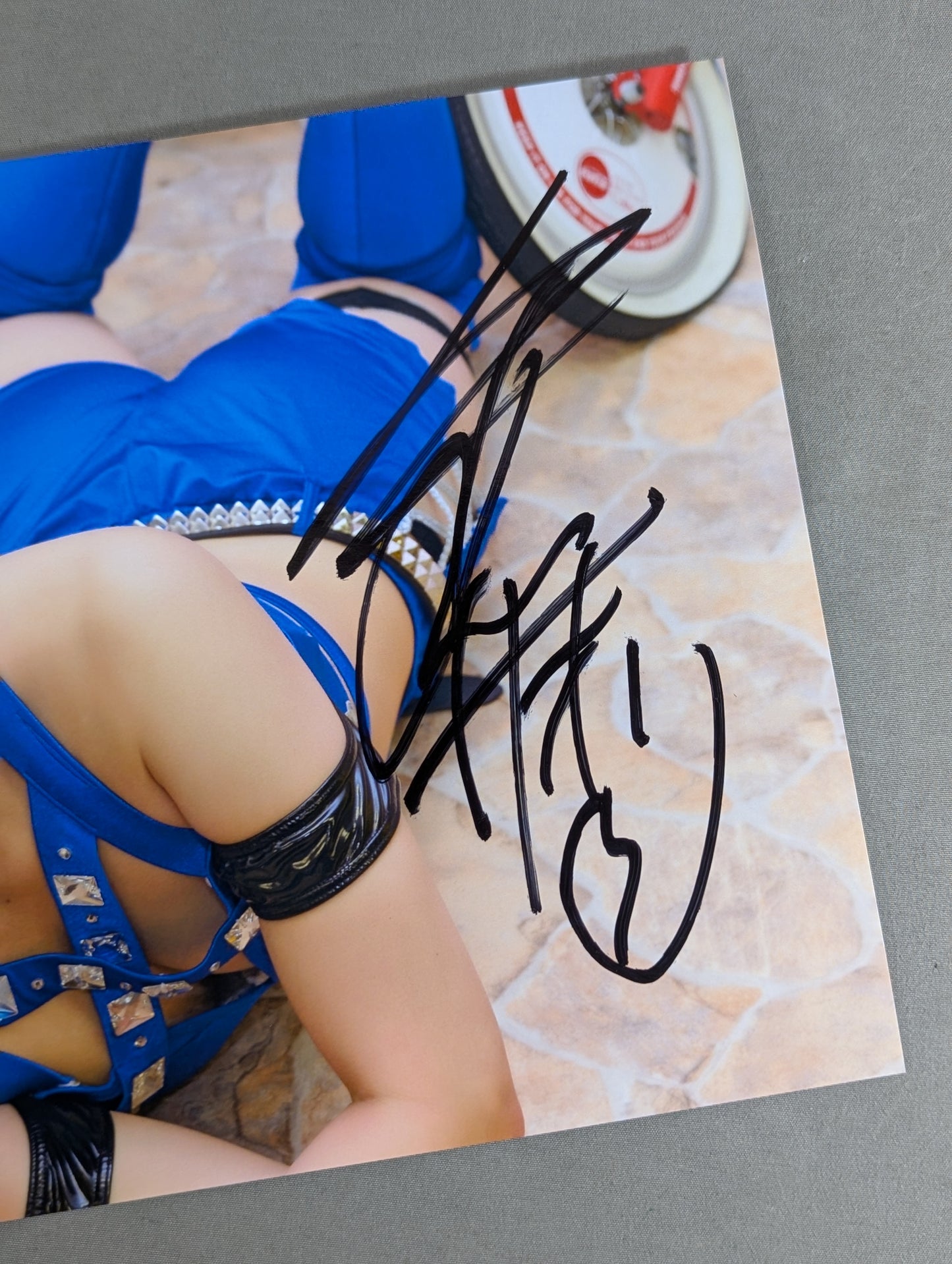 安納サオリ 直筆サイン入りポートレート(H-6)