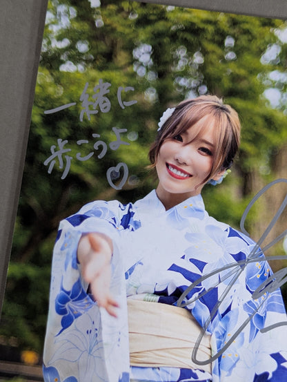 KAIRI 直筆サイン入り ポートレート(I-3)