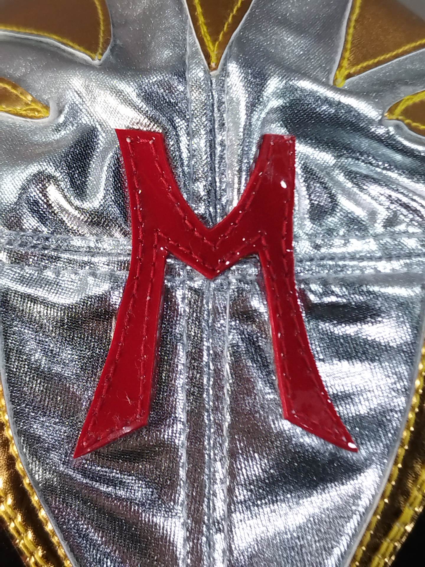 Mil Mascaras 
