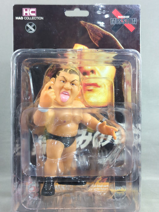 Minoru Suzuki (black pants)