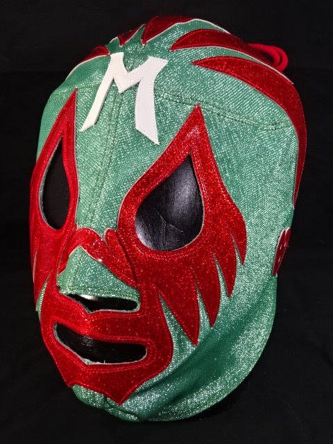 Mil Mascaras 