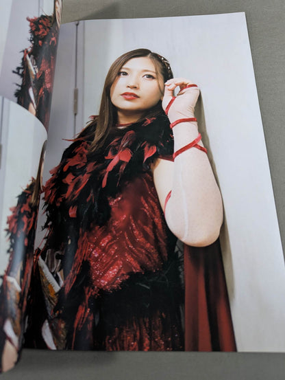 【Miku Aono  hand signed autograph 】FOTOLIBRE de Mascara Numero.76