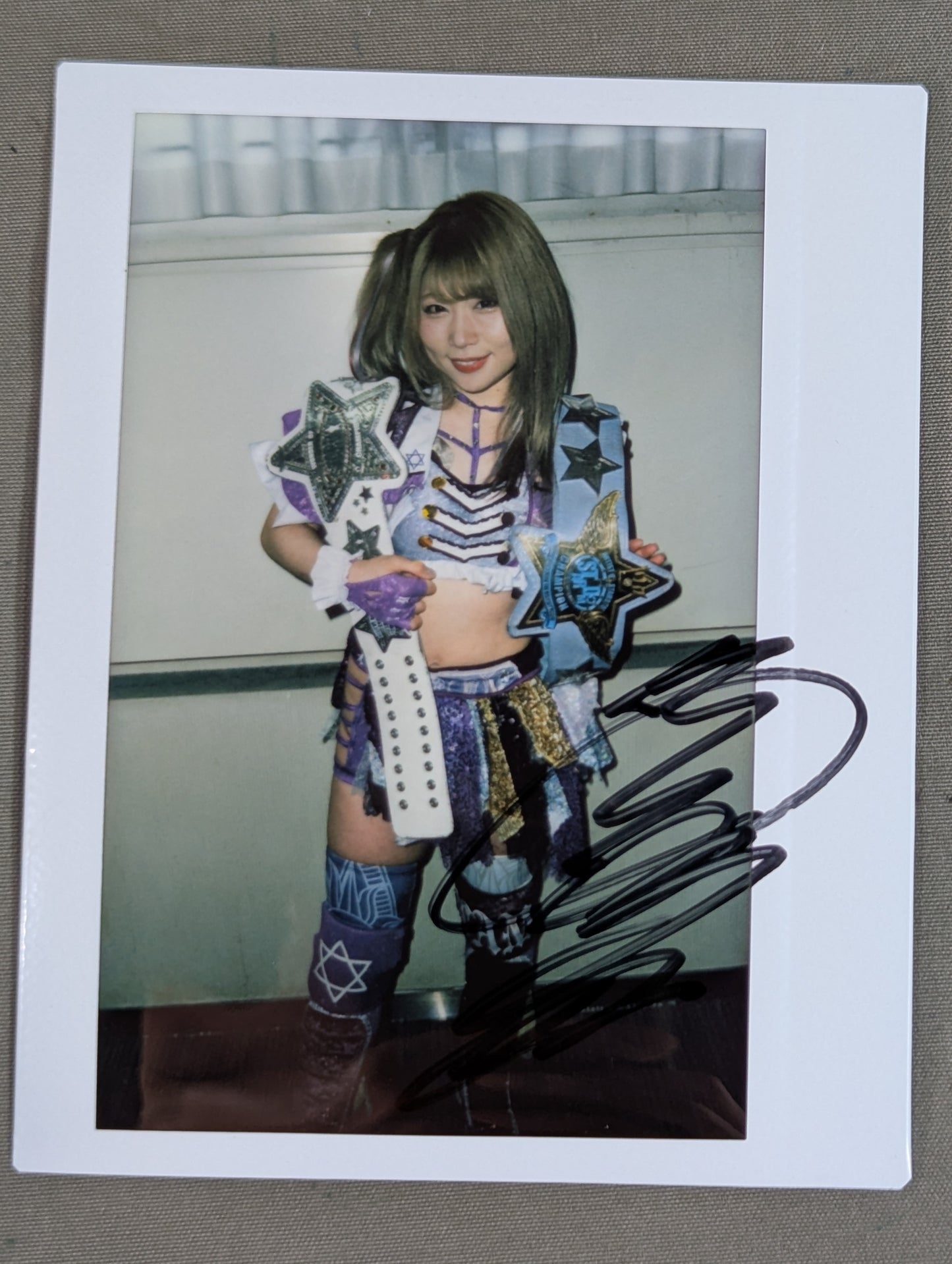 Tam Nakano  hand signed autograph  Cheki (S-7)