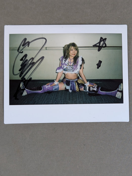 Tam Nakano  hand signed autograph  Cheki (S-8)