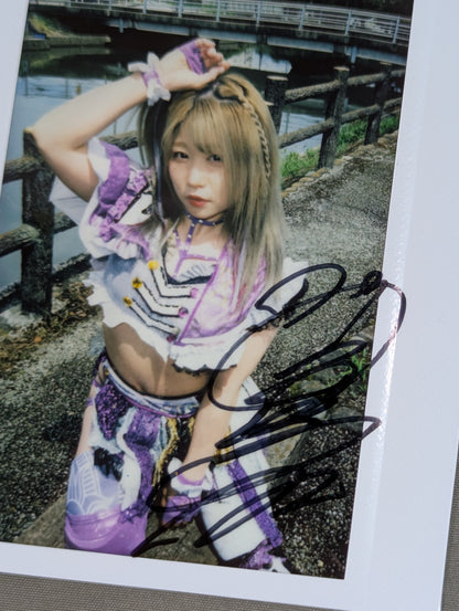 Tam Nakano  hand signed autograph  Cheki (S-9)