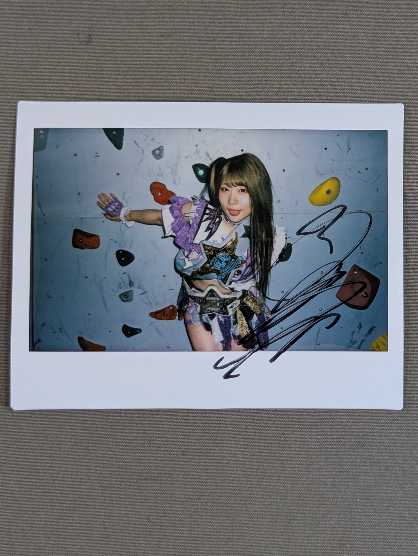 Tam Nakano  hand signed autograph  Cheki (T-3)