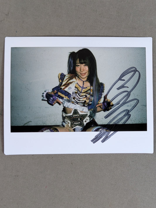 Tam Nakano  hand signed autograph  Cheki (T-7)