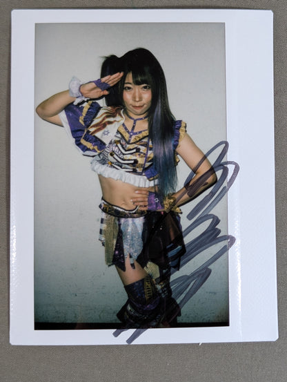 Tam Nakano  hand signed autograph  Cheki (T-8)