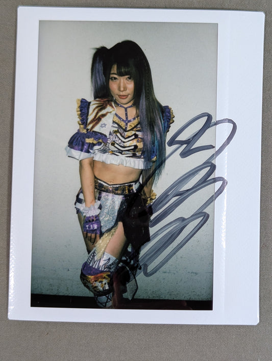 Tam Nakano  hand signed autograph  Cheki (T-9)
