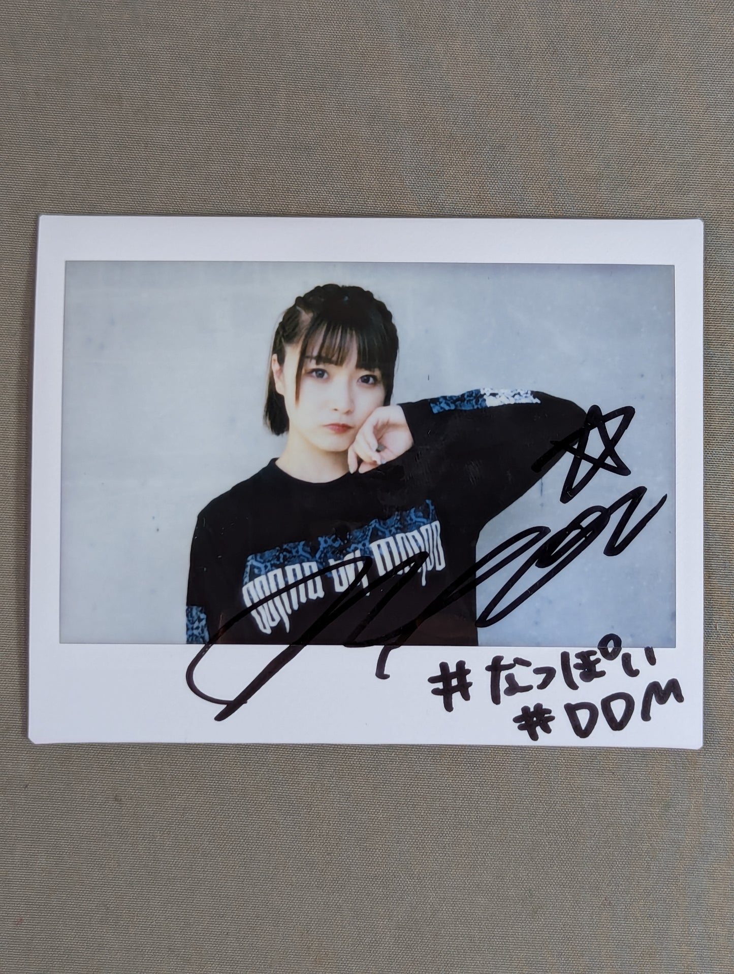 NATSUPOI  hand signed autograph  Cheki (G-7）