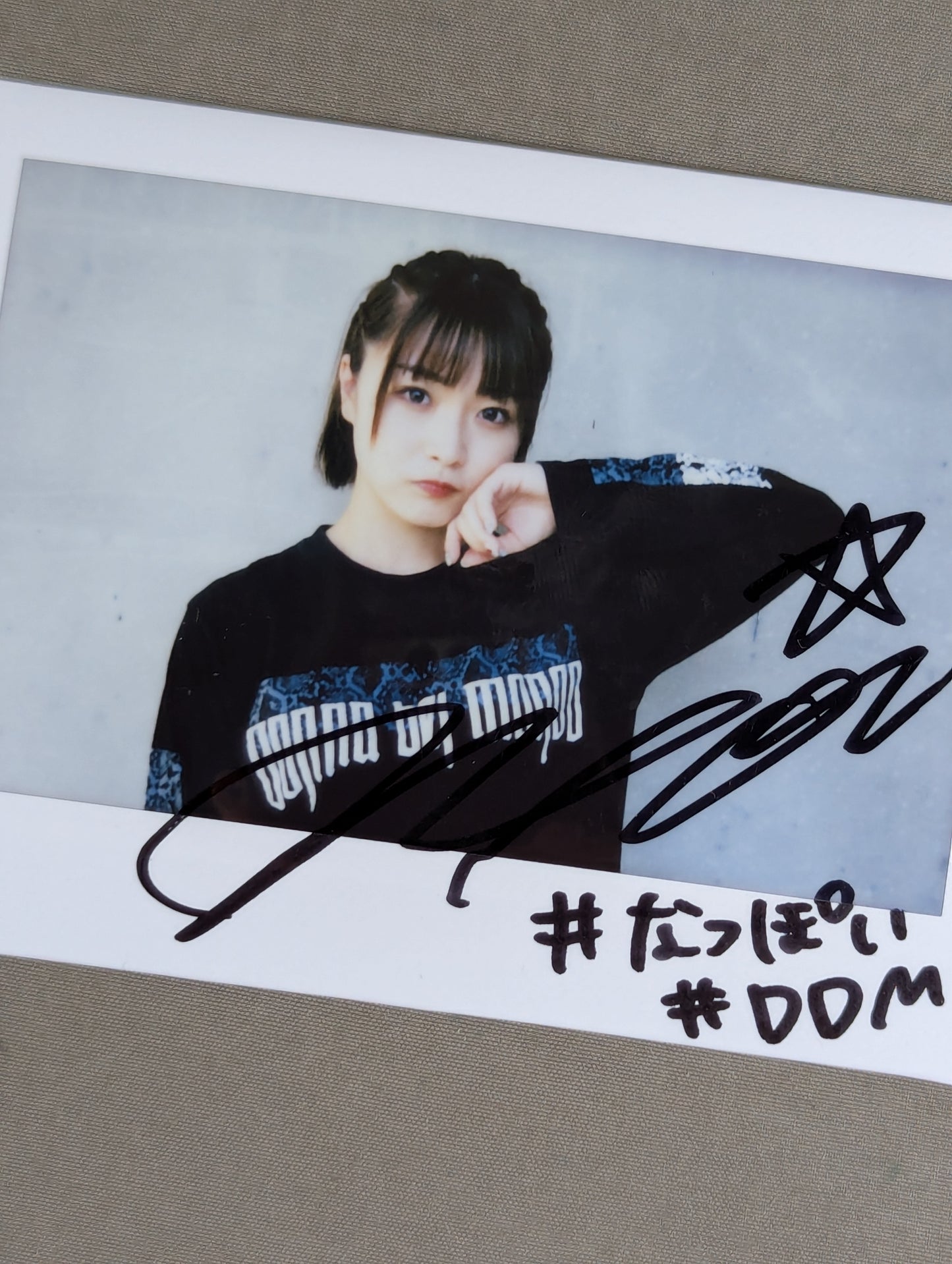 NATSUPOI  hand signed autograph  Cheki (G-7）